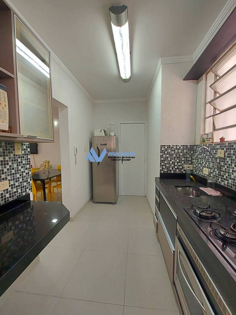 Apartamento para alugar com 2 quartos, 75m² - Foto 9