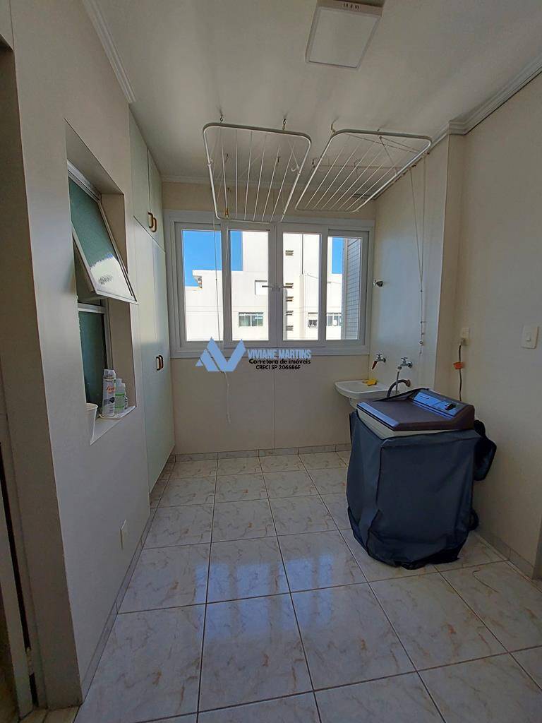 Apartamento à venda com 3 quartos, 157m² - Foto 15