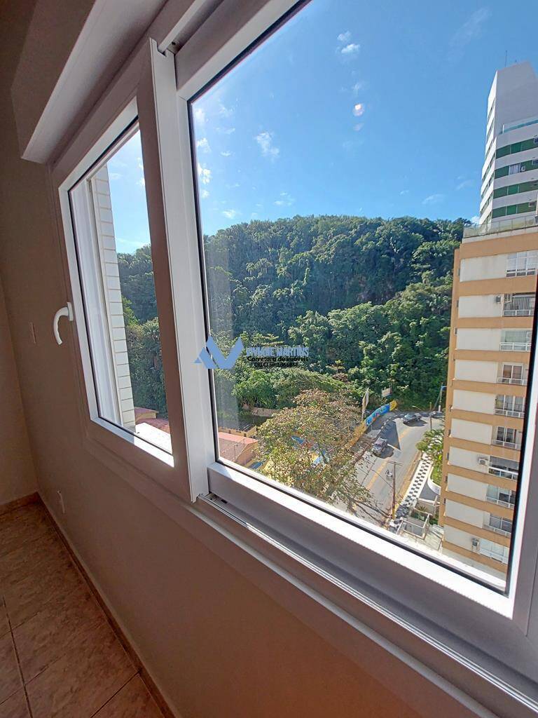 Apartamento à venda com 3 quartos, 157m² - Foto 22