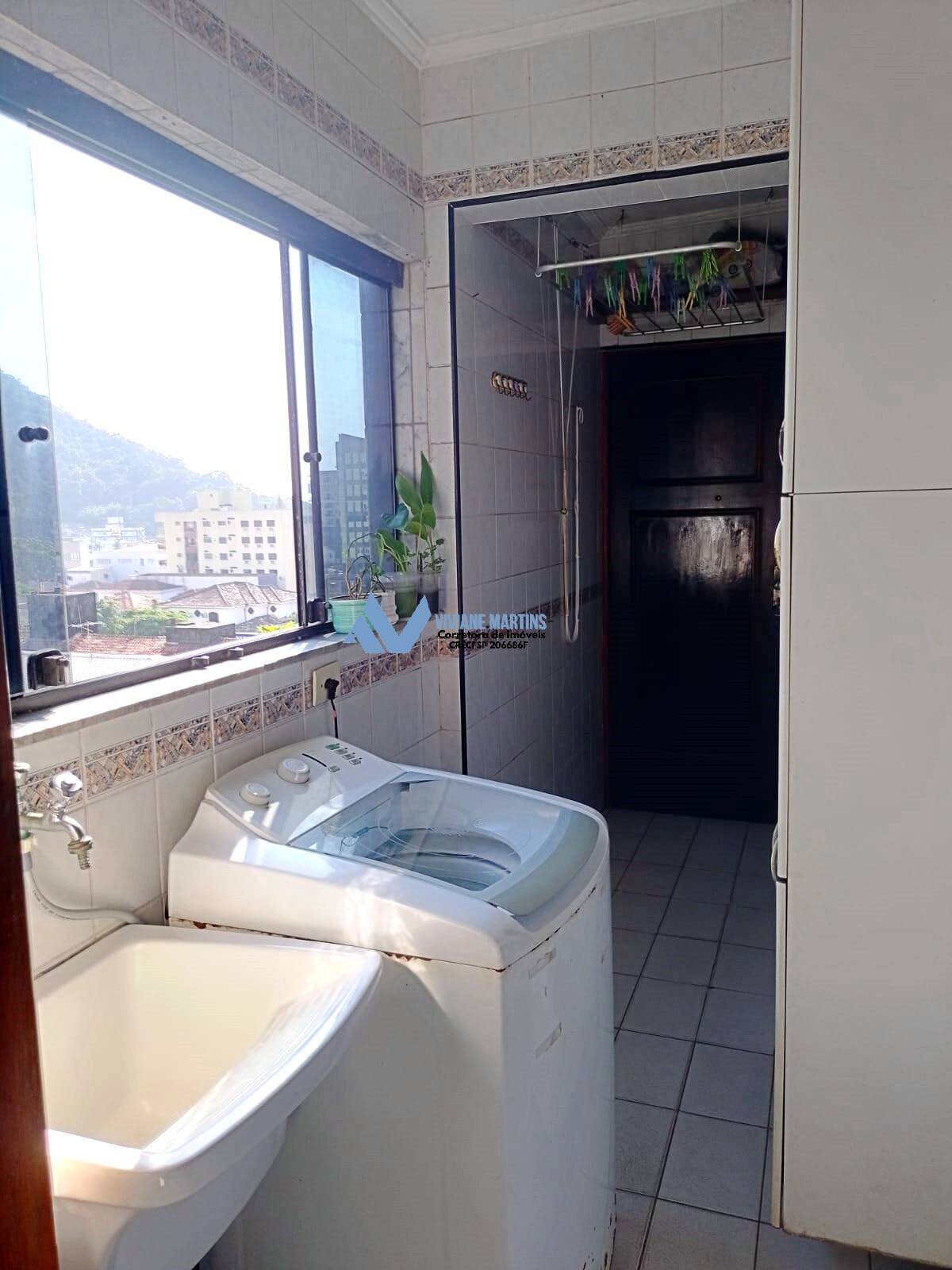 Apartamento à venda com 3 quartos, 145m² - Foto 13