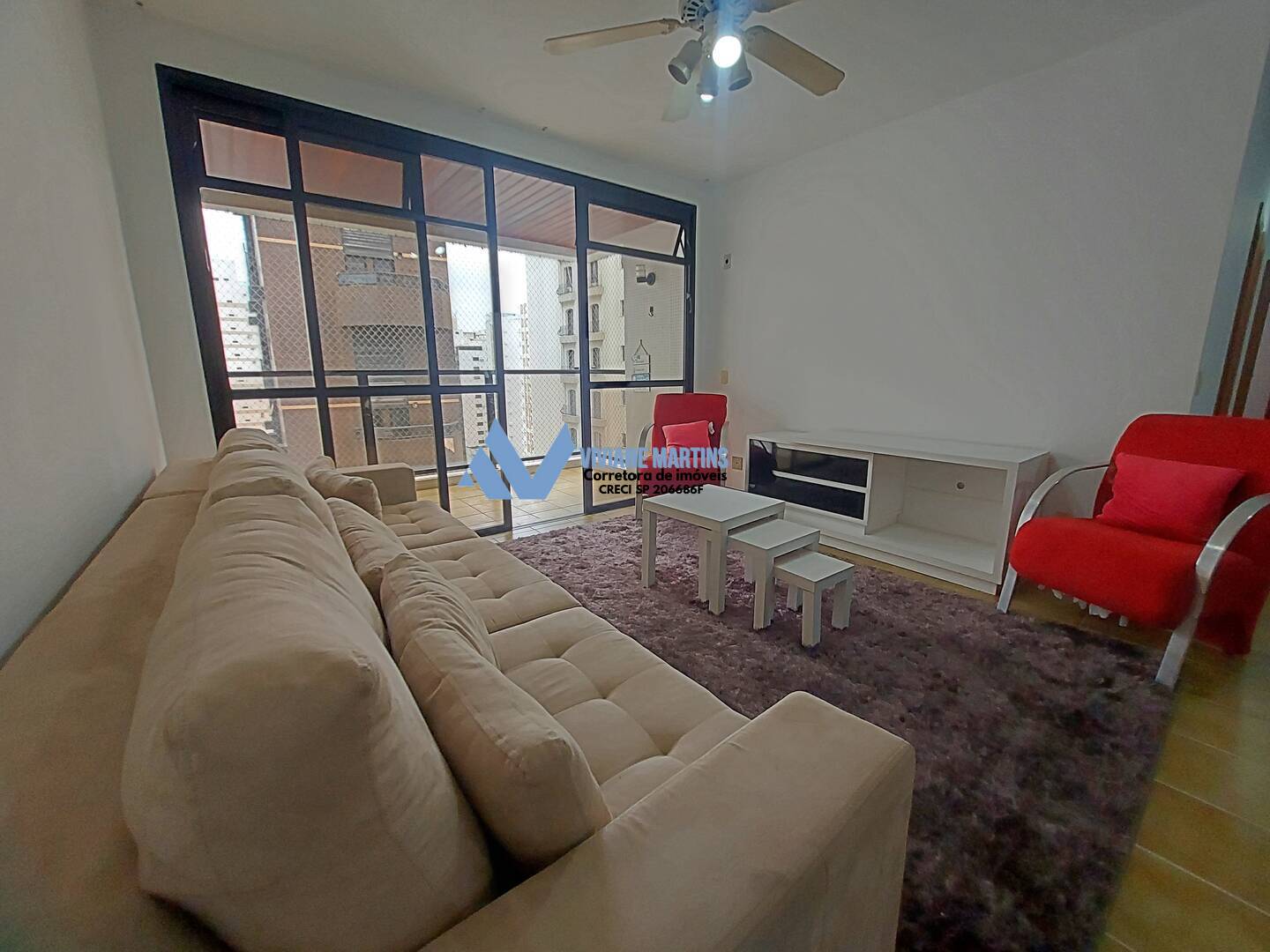 Apartamento à venda com 3 quartos, 132m² - Foto 1