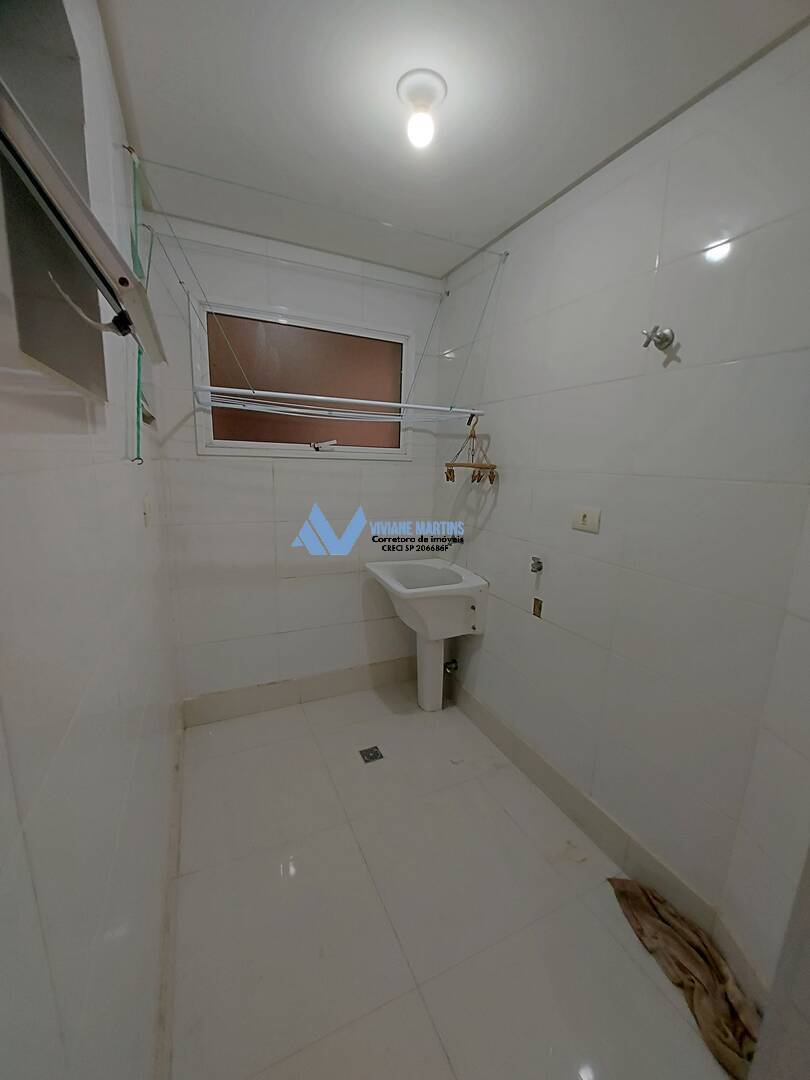 Apartamento à venda com 3 quartos, 199m² - Foto 13