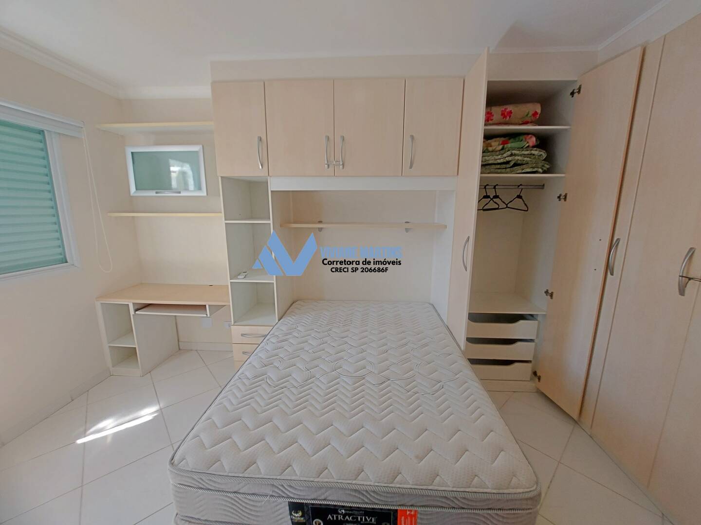 Apartamento à venda com 2 quartos, 70m² - Foto 18