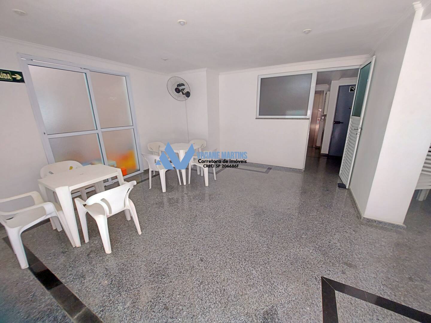 Apartamento à venda com 2 quartos, 70m² - Foto 28