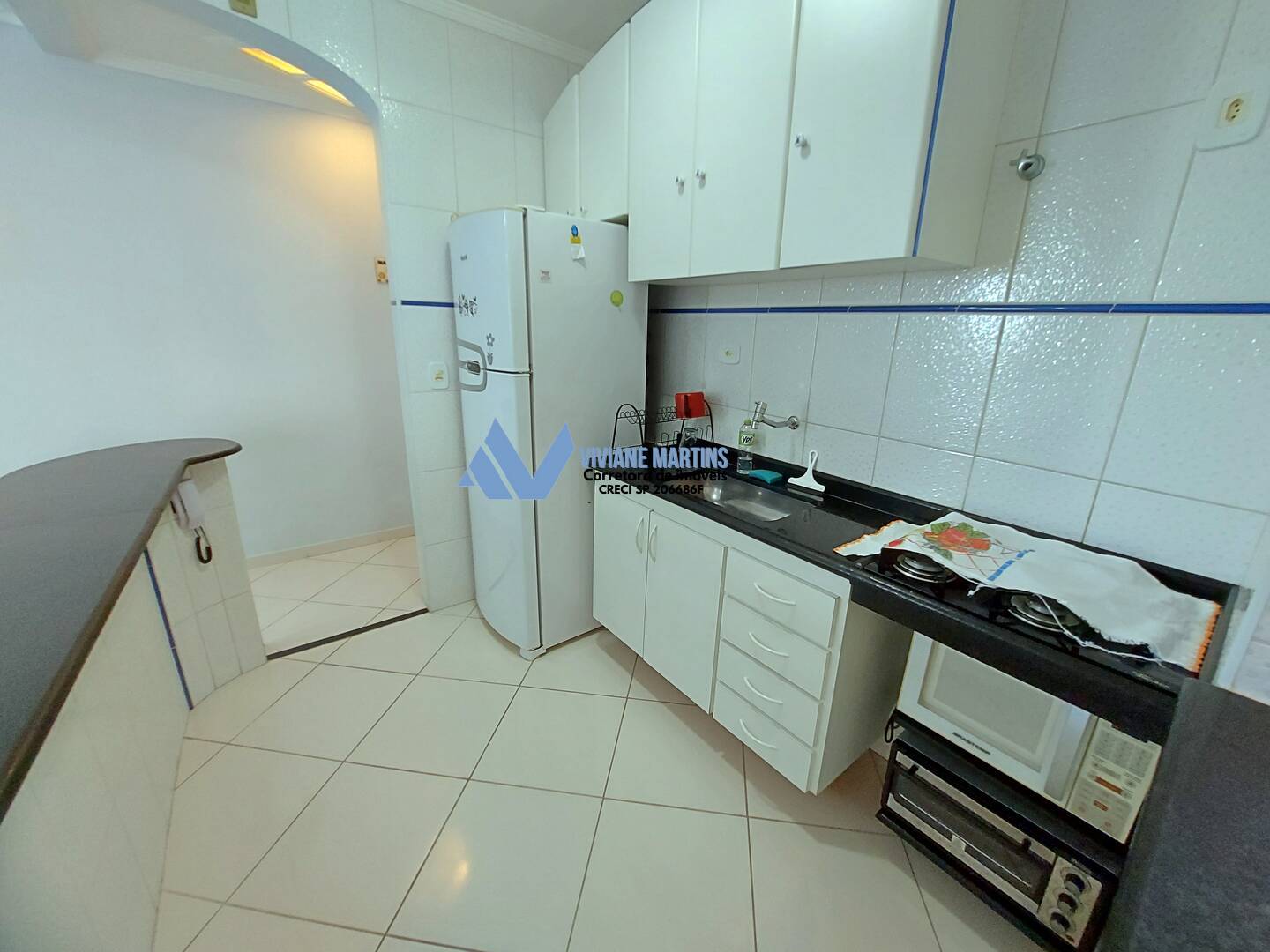 Apartamento à venda com 2 quartos, 70m² - Foto 12