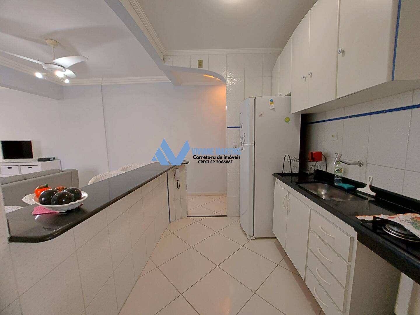 Apartamento à venda com 2 quartos, 70m² - Foto 11