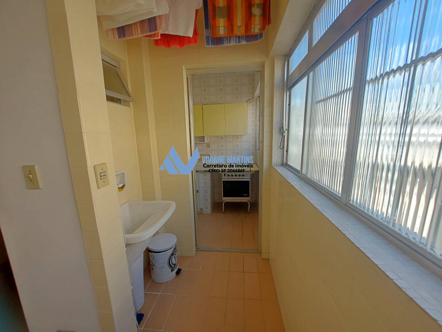 Apartamento à venda com 2 quartos, 70m² - Foto 9