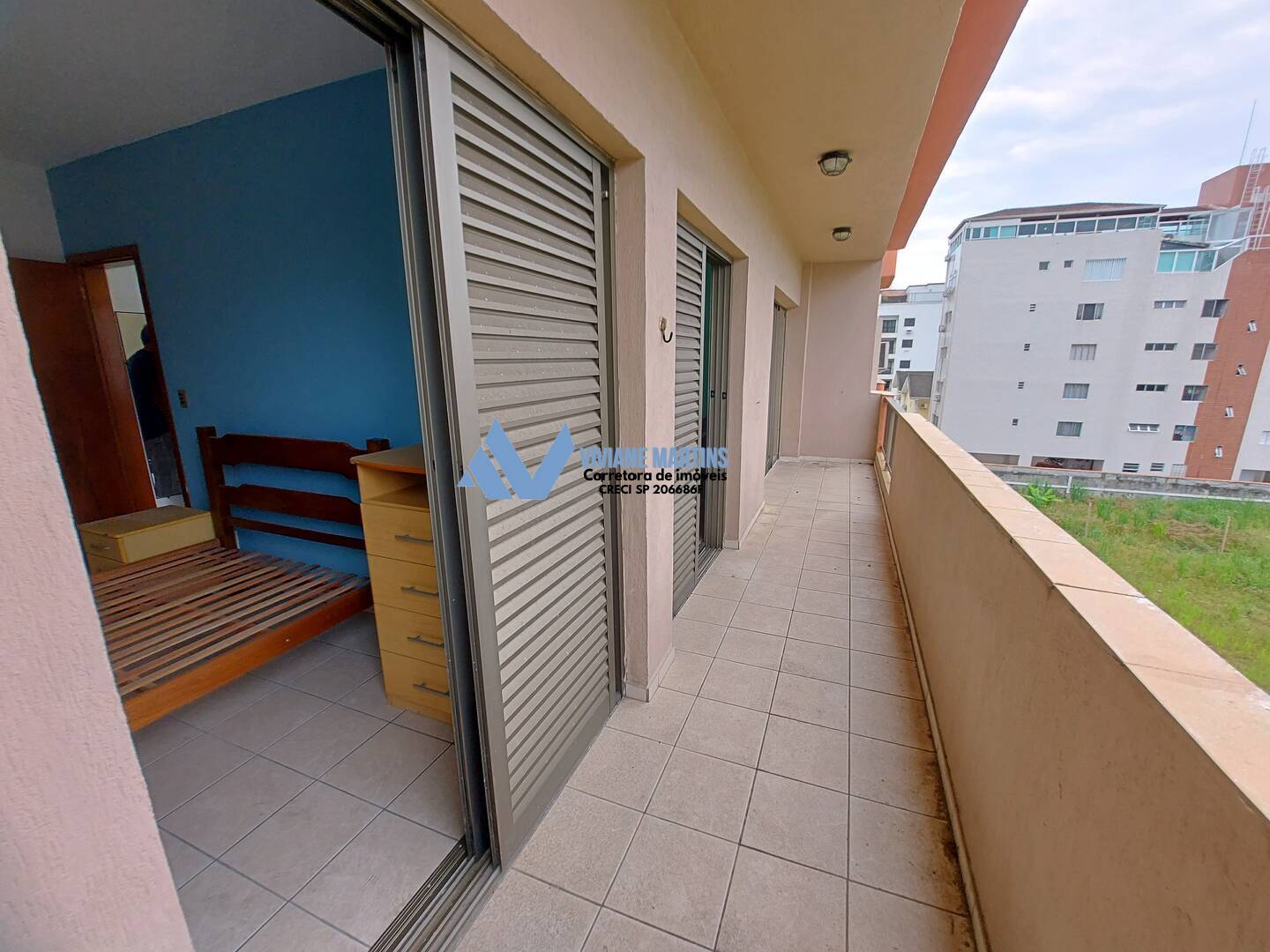 Apartamento à venda com 2 quartos, 70m² - Foto 4