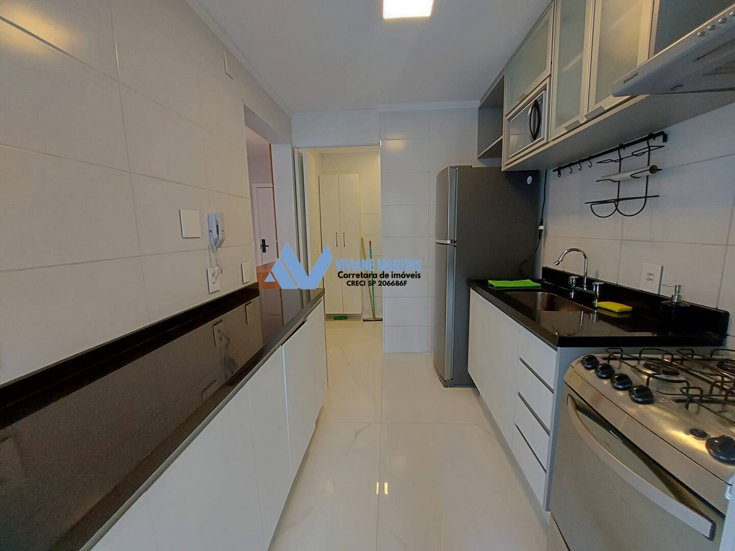 Apartamento para alugar com 2 quartos, 90m² - Foto 11