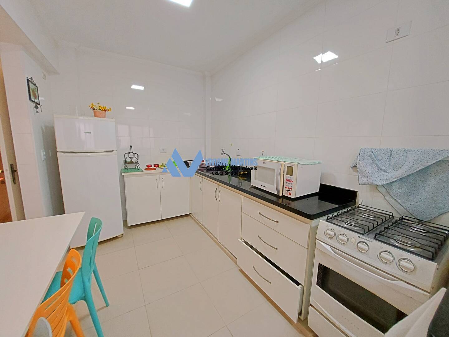 Apartamento à venda com 2 quartos, 60m² - Foto 7